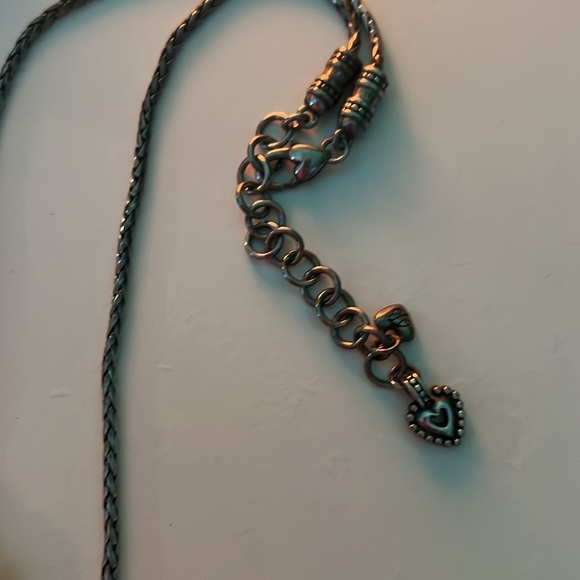 💙 Brighton Heart Necklace - Picture 5 of 8